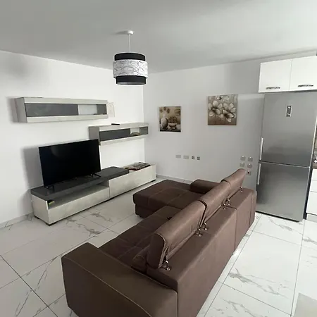 Spacious 3 Bedroom In Sliema! * Sliema
