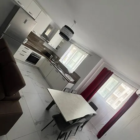 Apartment Spacious 3 Bedroom In Sliema! *