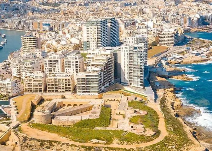 Spacious 3 Bedroom In Sliema! *